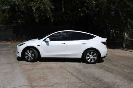 tesla model y 2021 5YJYGDEE4MF146502 image tesla model y 2021 5YJYGDEE4MF146502 image